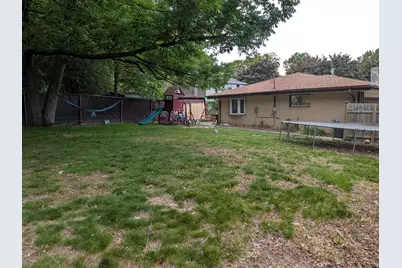 3758 W Parnell Ave, Milwaukee, WI 53221 - Photo 5