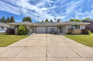 1523 N 23rd St, Sheboygan, WI 53081 - Photo 1