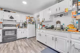 1523 N 23rd St, Sheboygan, WI 53081 - Photo 3