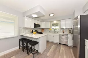 5908 N 75th St, Milwaukee, WI 53218 - Photo 5