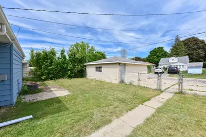 5908 N 75th St, Milwaukee, WI 53218 - Photo 29