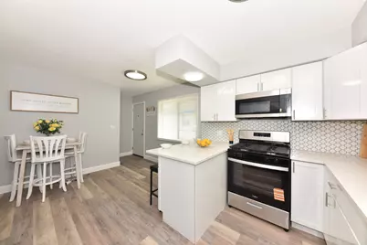 5908 N 75th St, Milwaukee, WI 53218 - Photo 9