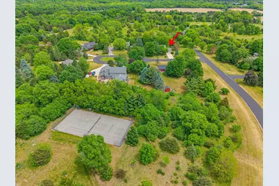 112 N Meadowside Ct, Summit, WI 53066 - Photo 45