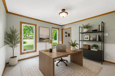 112 N Meadowside Ct, Summit, WI 53066 - Photo 15