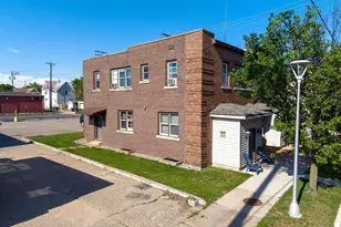 415 Market St, La Crosse, WI 54601 - Photo 3