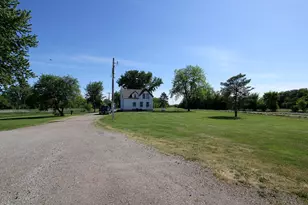 S106W17518 Muskego Dam Dr, Muskego, WI 53150 - Photo 13