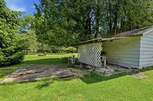 4528 Lakeshore Rd, Sheboygan, WI 53083 - Photo 47
