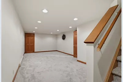 4528  Lakeshore Rd, Sheboygan, WI 53083 - Photo 33