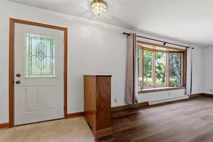 4528 Lakeshore Rd, Sheboygan, WI 53083 - Photo 5