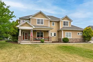 533 Majestic View Ln, Oconomowoc, WI 53066 - Photo 1