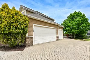 533 Majestic View Ln, Oconomowoc, WI 53066 - Photo 39