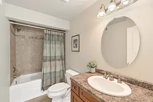 533 Majestic View Ln, Oconomowoc, WI 53066 - Photo 31