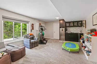 1943  River Park Ct, Wauwatosa, WI 53226 - Photo 39