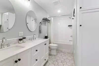 1943  River Park Ct, Wauwatosa, WI 53226 - Photo 33