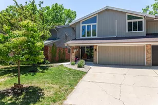 1943 River Park Ct, Wauwatosa, WI 53226 - Photo 1