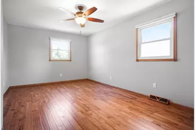 524  Birch Ln, Hartford, WI 53027 - Photo 13