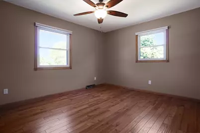524  Birch Ln, Hartford, WI 53027 - Photo 17