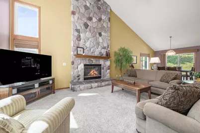W233N7065  Blacksmith Ct, Sussex, WI 53089 - Photo 5