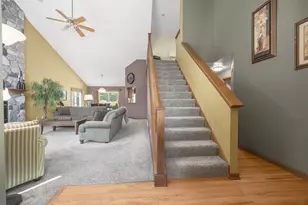 W233N7065 Blacksmith Ct, Sussex, WI 53089 - Photo 3
