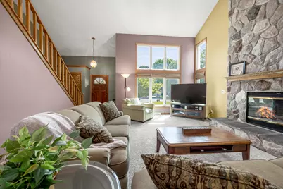 W233N7065  Blacksmith Ct, Sussex, WI 53089 - Photo 7