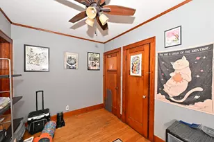 1803 N Arlington Pl, Milwaukee, WI 53202 - Photo 15