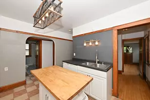 1803 N Arlington Pl, Milwaukee, WI 53202 - Photo 21