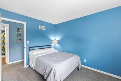 15430 W Harcove Dr, New Berlin, WI 53151 - Photo 17