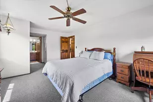 301 Park Hill Dr, Pewaukee, WI 53072 - Photo 15