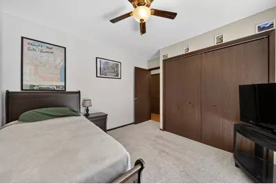 2619  Camelot Blvd, Sheboygan, WI 53081 - Photo 19