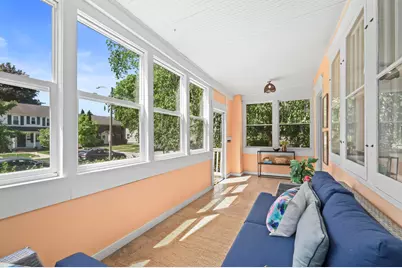 8138  Gridley Ave, Wauwatosa, WI 53213 - Photo 5