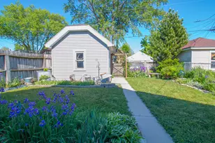 1944 S 72nd St, West Allis, WI 53219 - Photo 19