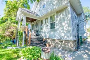 1944 S 72nd St, West Allis, WI 53219 - Photo 3