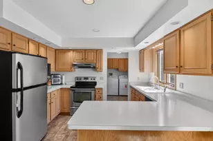 4577 Hunters Glen Dr, Sheboygan, WI 53083 - Photo 9