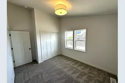 1065  Fairway Ct, Sheboygan Falls, WI 53085 - Photo 13