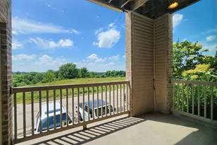 173 N Lapham St, Oconomowoc, WI 53066 - Photo 3