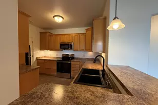 173 N Lapham St, Oconomowoc, WI 53066 - Photo 11