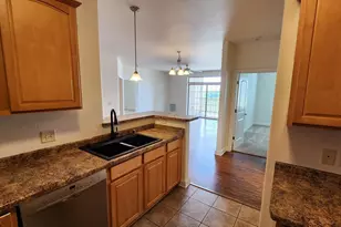173 N Lapham St, Oconomowoc, WI 53066 - Photo 13