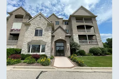 173 N Lapham St #104, Oconomowoc, WI 53066 - Photo 1