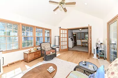 960 E Oakwood Rd, Oak Creek, WI 53154 - Photo 15