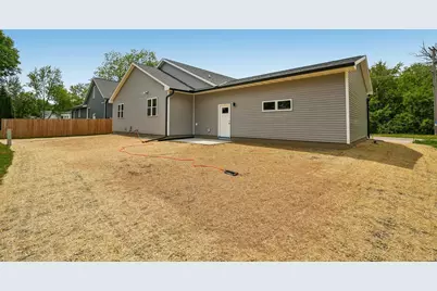 313  Front St, Watertown, WI 53094 - Photo 37