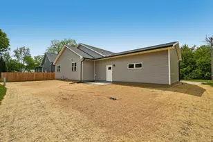 313 Front St, Watertown, WI 53094 - Photo 37