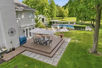 9431 W Hawthorne Rd, Mequon, WI 53097 - Photo 43