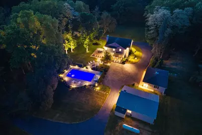 9431 W Hawthorne Rd, Mequon, WI 53097 - Photo 65