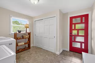 9431 W Hawthorne Rd, Mequon, WI 53097 - Photo 19