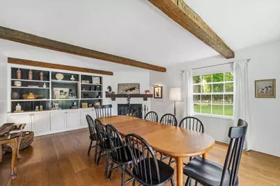 9431 W Hawthorne Rd, Mequon, WI 53097 - Photo 11