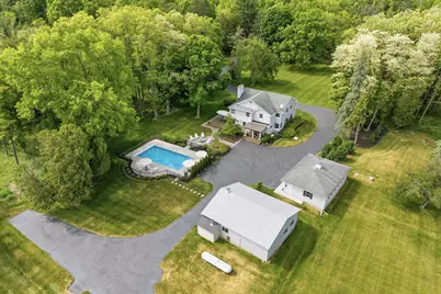 9431 W Hawthorne Rd, Mequon, WI 53097 - Photo 61