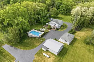9431 W Hawthorne Rd, Mequon, WI 53097 - Photo 61