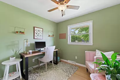 6920 W Armour Ave, Greenfield, WI 53220 - Photo 19