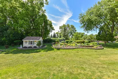 N65W15321  Blue Heron Dr, Menomonee Falls, WI 53051 - Photo 43
