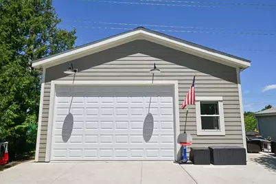 458 W Chestnut St, Port Washington, WI 53074 - Photo 27